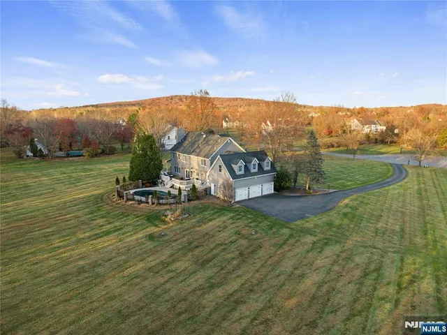 $1,188,000 | 11 Newell Road, Flemington, NJ 08822