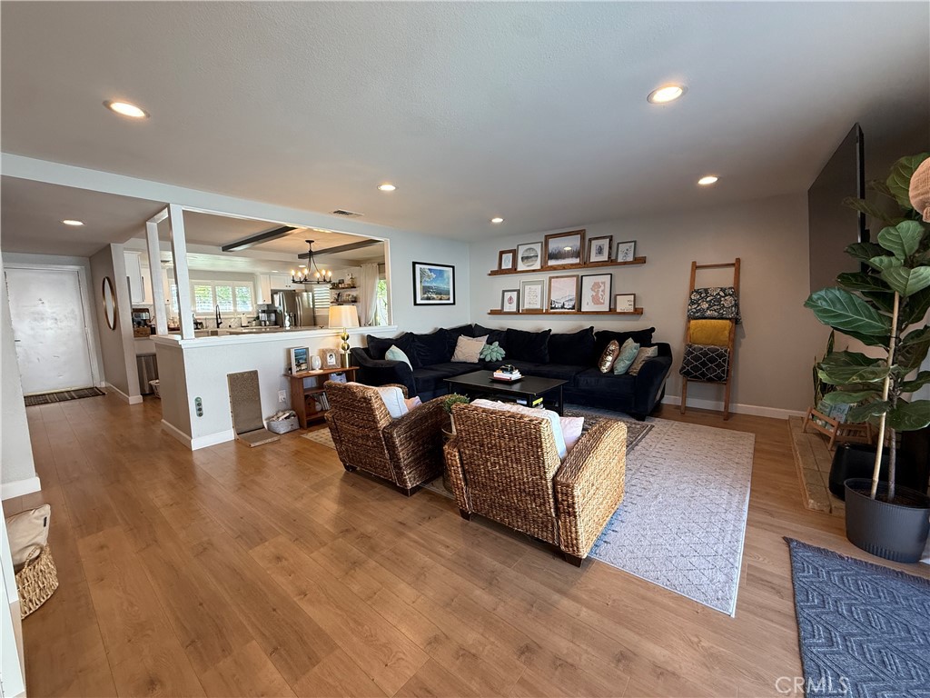 2869 Kathleen Street Riverside, CA 92506 - Photo 10 of 37