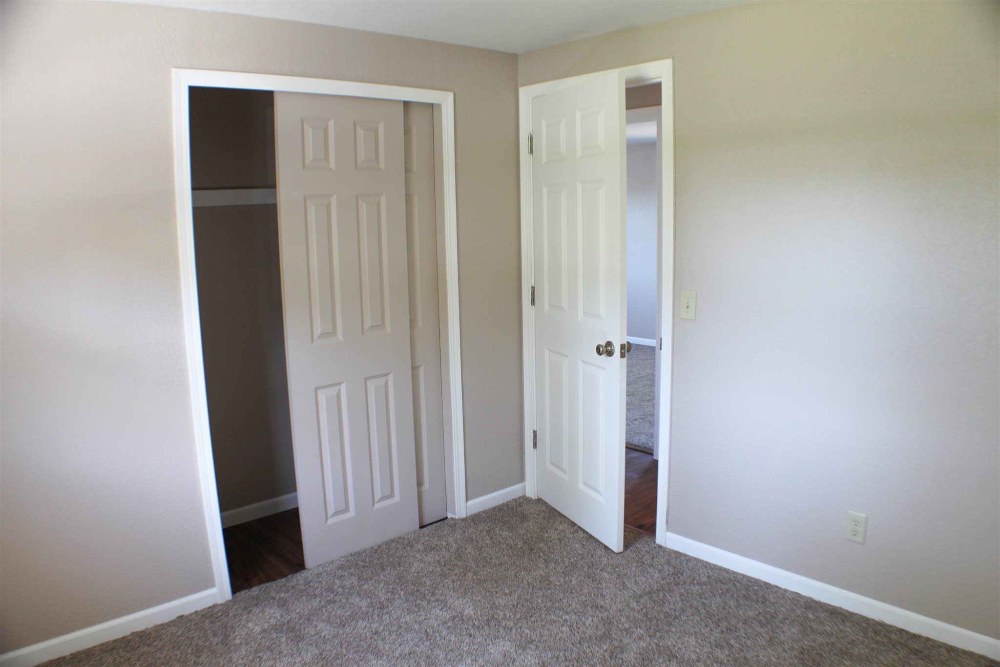 7029 Eby Road Fort Wayne, IN 46835 - Photo 4 of 22