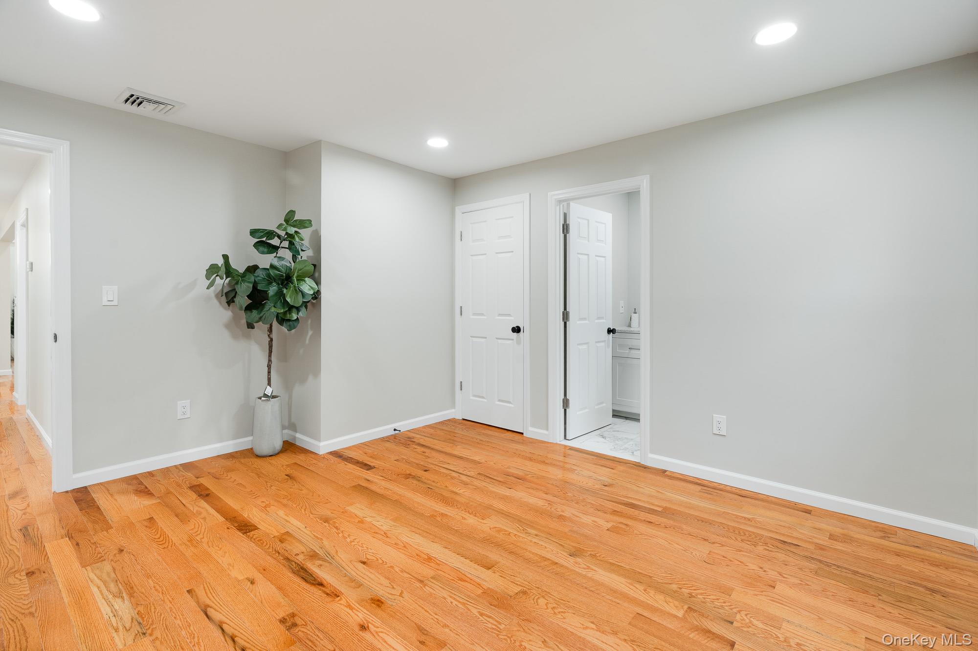 3167 Lincoln Drive Mohegan Lake, NY 10547 - Photo 15 of 34 a view of empty room