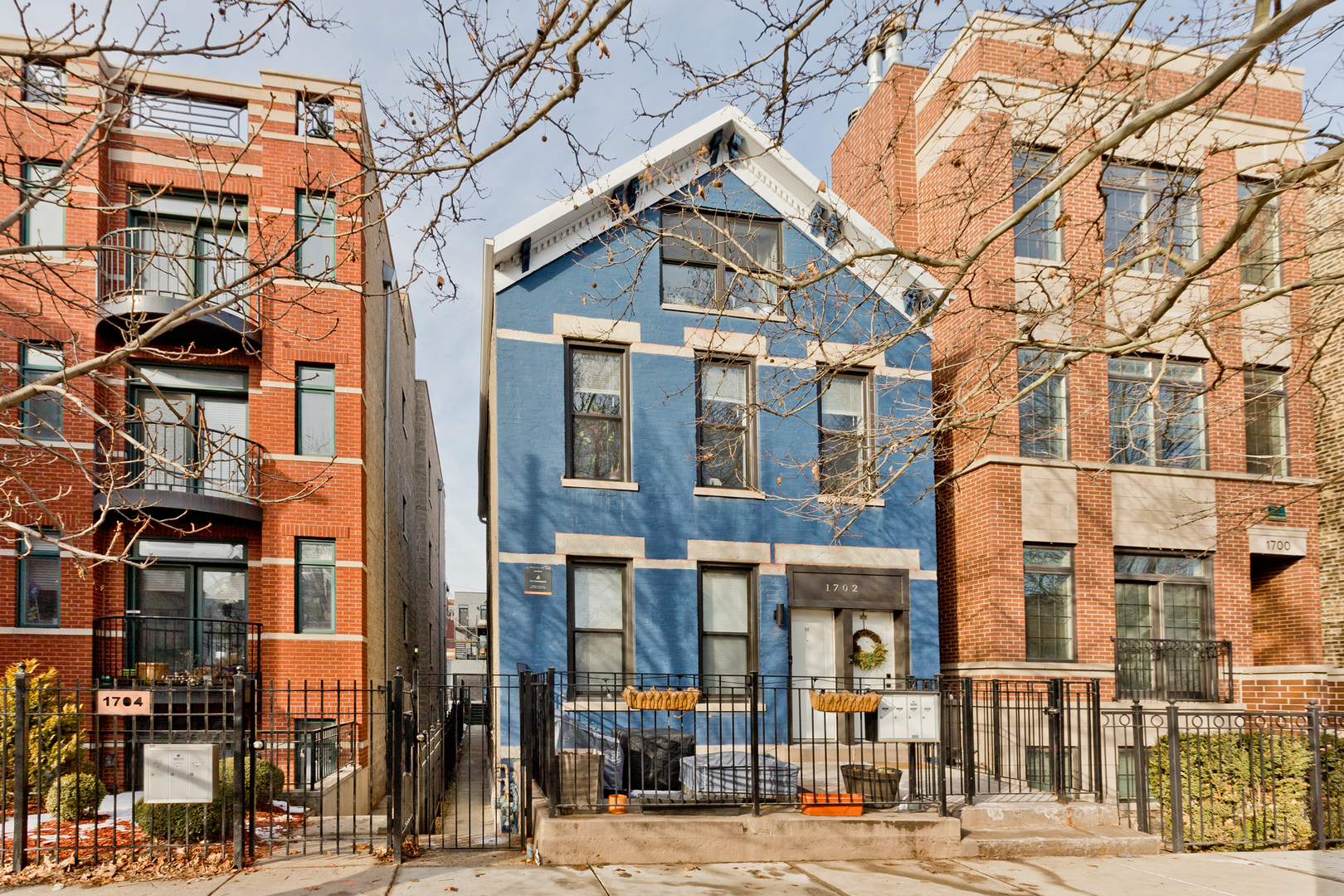 1702 South Morgan Street, Unit 1R Chicago, IL 60608 - Photo 1 of 12