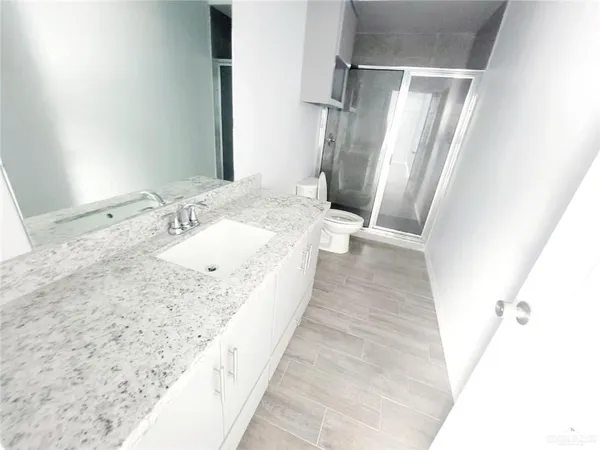 $1,100 | 2812 Rosemary Drive, Unit 2, Weslaco, TX 78599
