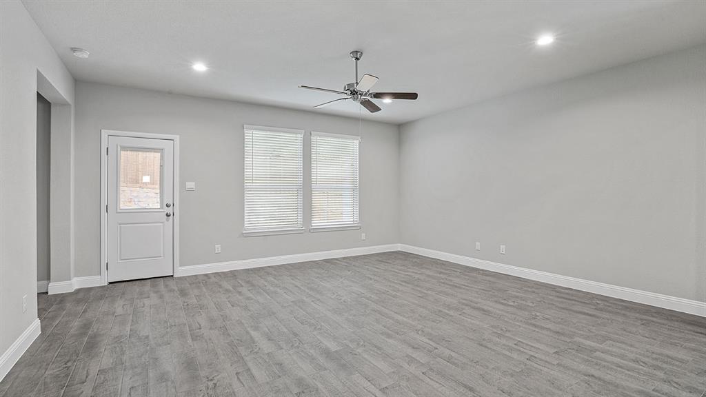 2513 Starling Street Denton, TX 76205 - Photo 12 of 40