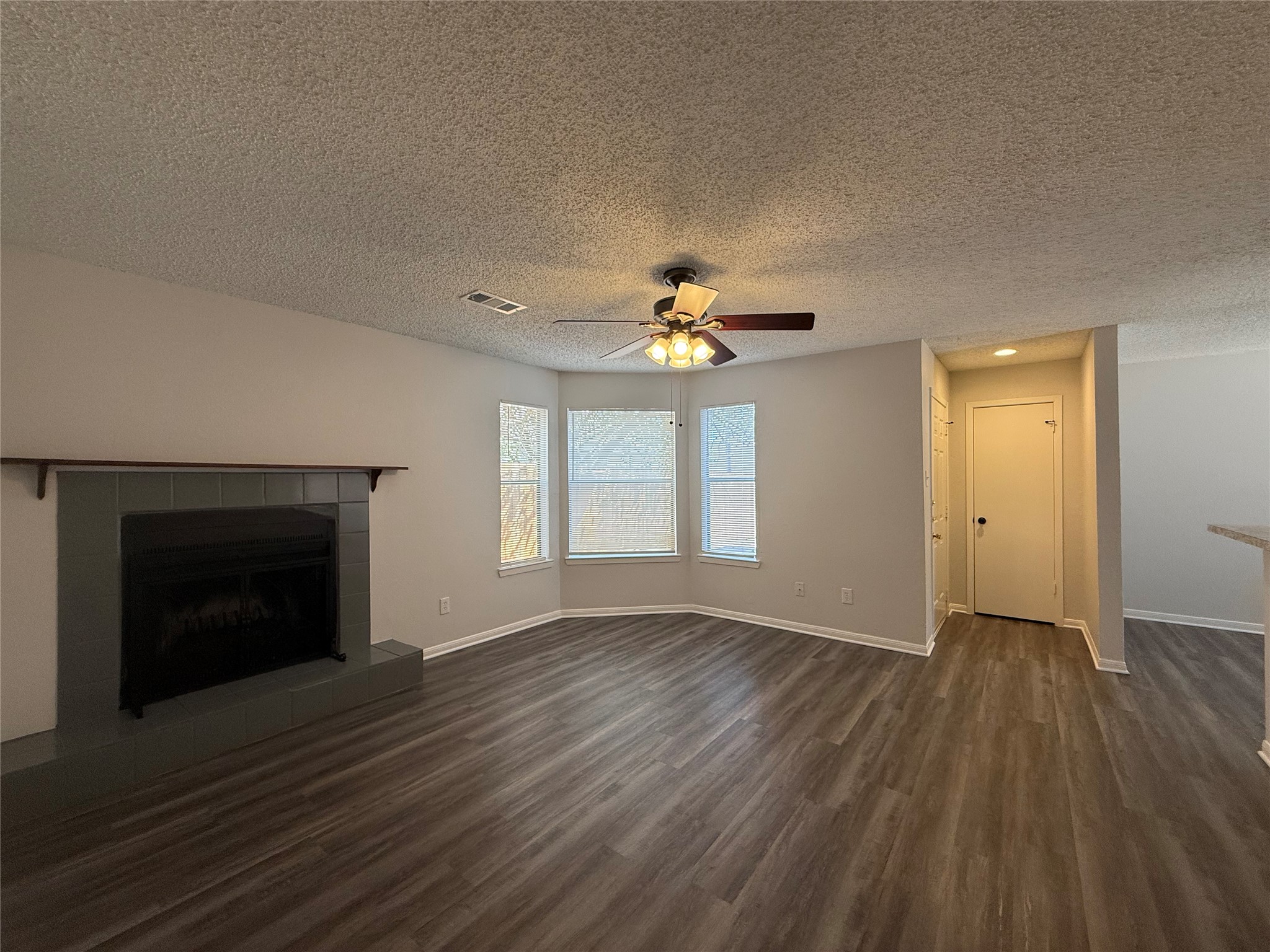 8911 Schick Road, Unit B Austin, TX 78729 - Photo 2 of 12 Gallery Image 2