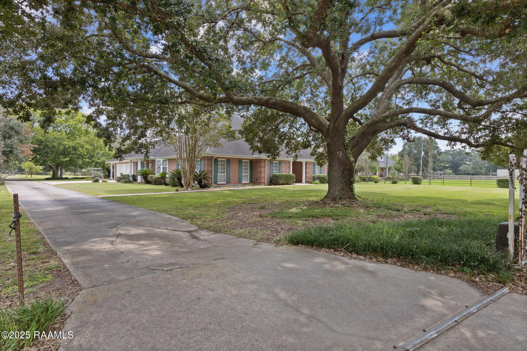 660 Picard Road Lafayette, LA 70508 - Photo 1 of 40 3-web-or-mls-660 Picard Rd-3