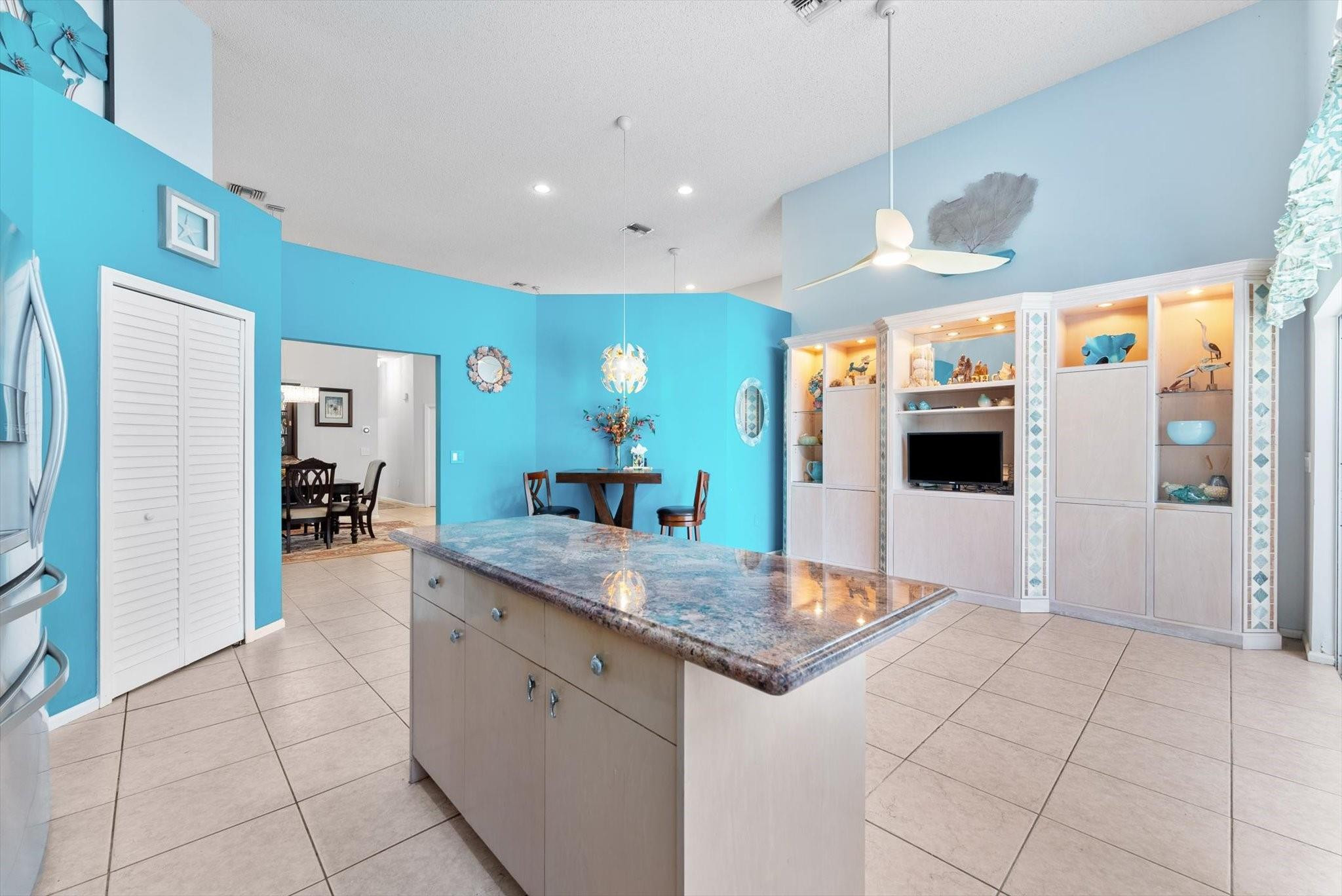 7741 Highlands Circle Pompano Beach, FL 33063 - Photo 7 of 21 Photo 7