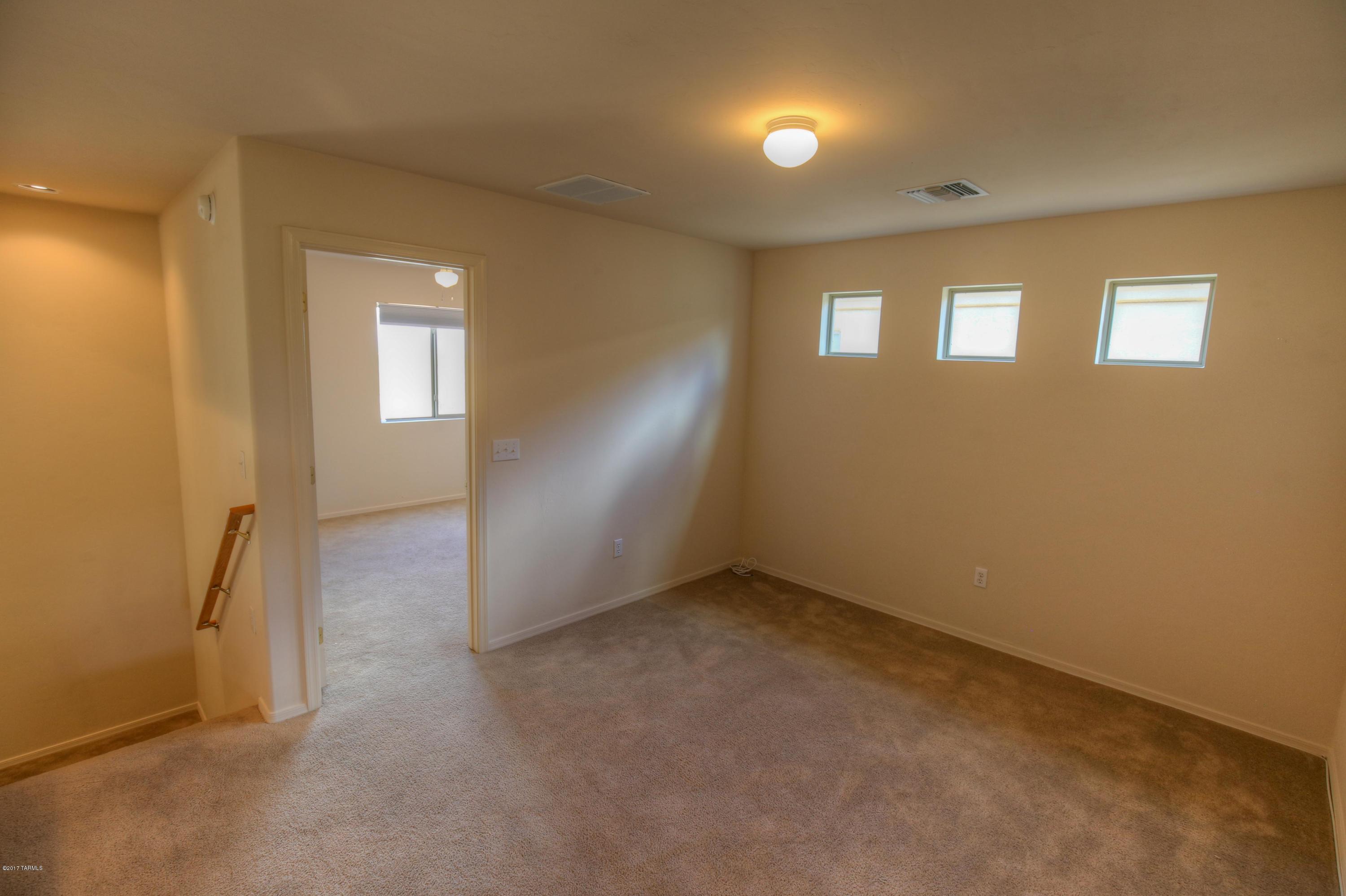 10457 East Rita Ranch Crossing Circle Tucson, AZ 85747 - Photo 25 of 34