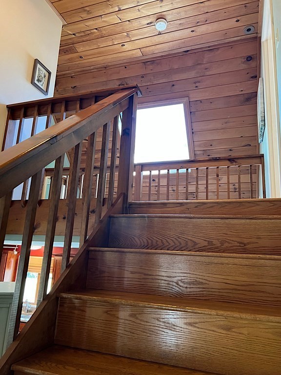 60 Peabody Road, Unit B Shirley, MA 01464 - Photo 11 of 42 a view of entryway