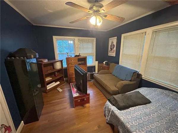 $194,900 | 725 South Main Street, Nevada, MO 64772