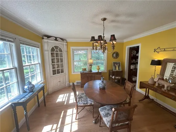 $194,900 | 725 South Main Street, Nevada, MO 64772