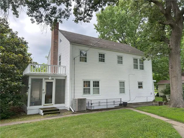 $205,000 | 725 South Main Street, Nevada, MO 64772