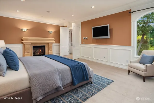 $12,988,000 | 1465 Evergreen Point Road, Medina, WA 98039