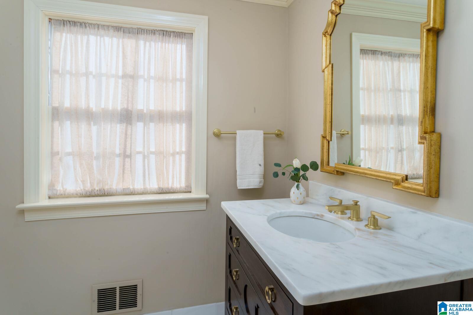 2825 Cherokee Road Birmingham, AL 35223 - Photo 8 of 39 Gallery Image 8