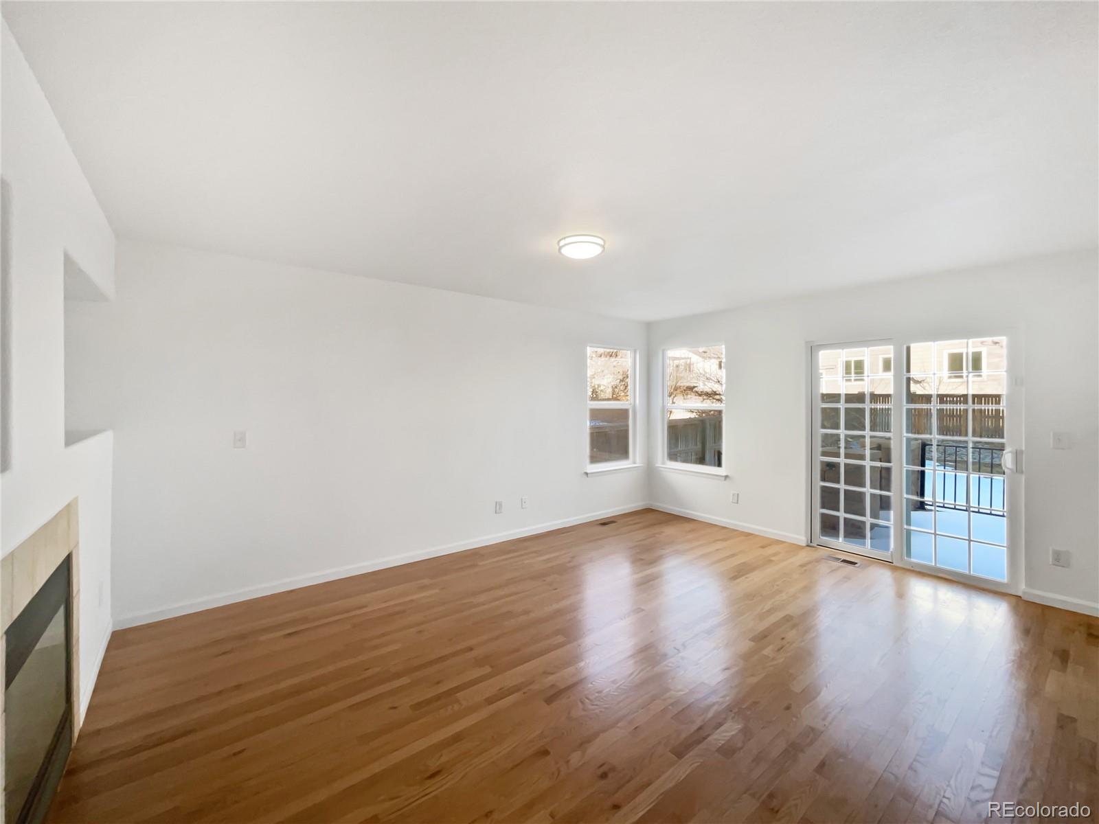 10020 Strathfield Lane Highlands Ranch, CO 80126 - Photo 14 of 27 Gallery Image 14
