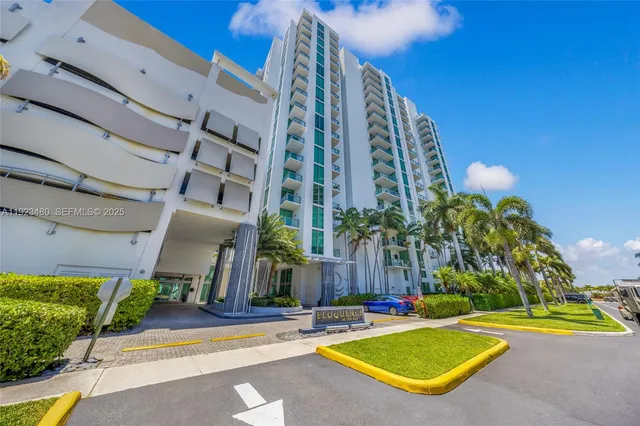 $568,000 | 7930 East Drive, Unit 506, North Bay Village, FL 33141