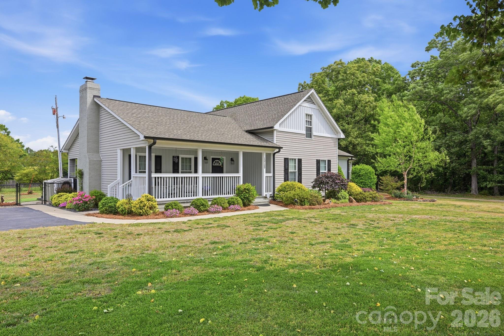 12109 Eastfield Road Huntersville, NC 28078 - Photo 4 of 48 Gallery Image 4