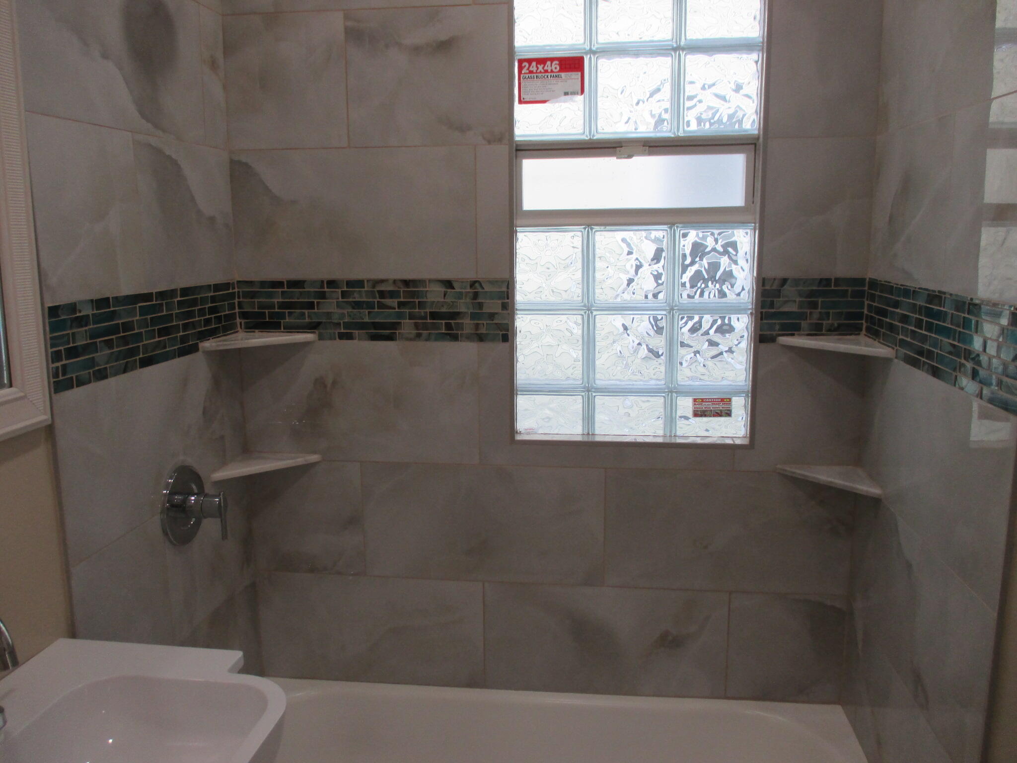 3741 North 25th Street Milwaukee, WI 53206 - Photo 15 of 34 main floor shower