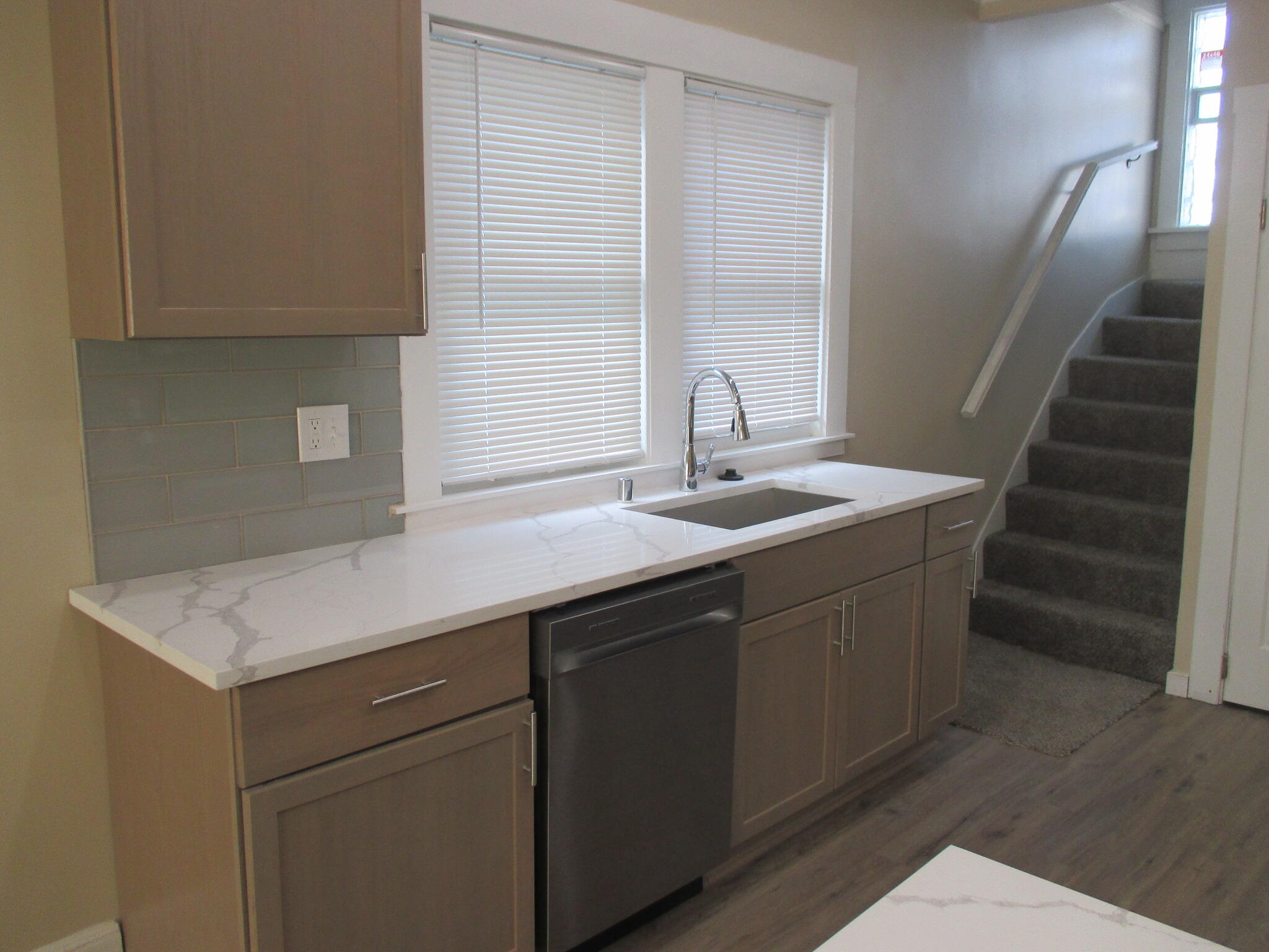 3741 North 25th Street Milwaukee, WI 53206 - Photo 8 of 34 kitchen