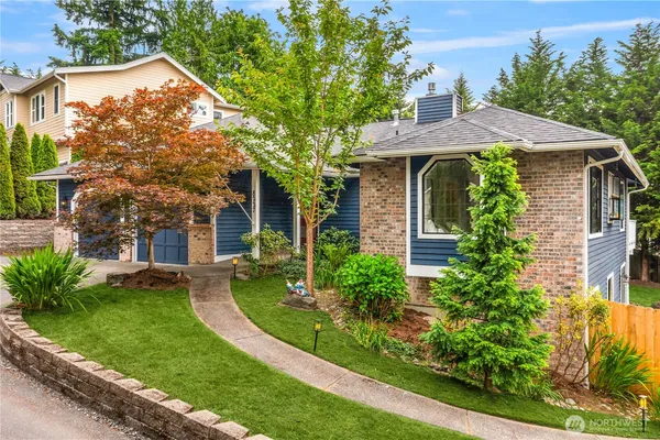 $1,425,000 | 8227 Northeast 166th Street, Kenmore, WA 98028