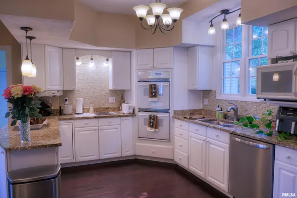 $695,000 | 267 Brian Avenue, Murphysboro, IL 62966