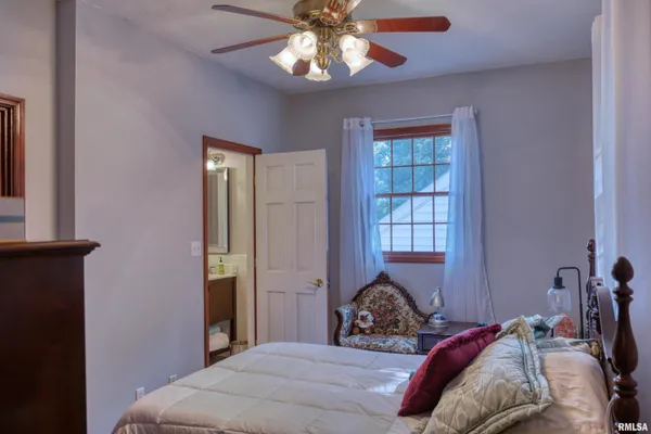 $695,000 | 267 Brian Avenue, Murphysboro, IL 62966