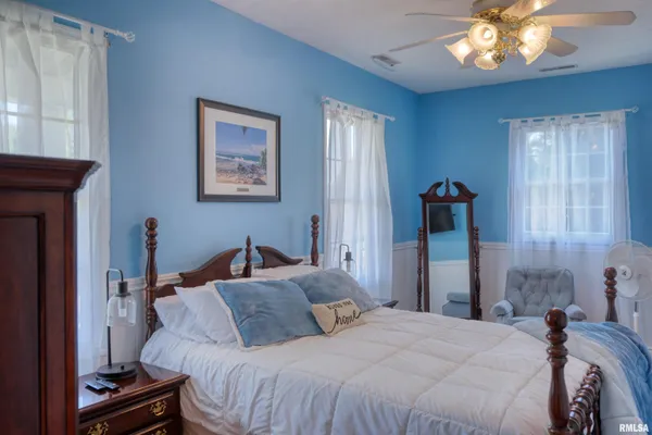 $695,000 | 267 Brian Avenue, Murphysboro, IL 62966