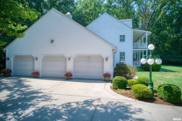 $695,000 | 267 Brian Avenue, Murphysboro, IL 62966