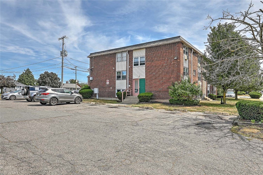 50 Carnation Street, Unit 2 Pawtucket, RI 02860 - Photo 3 of 21