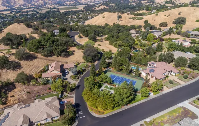 $375,000 | 2030 Pinecrest Court, Vacaville, CA 95688