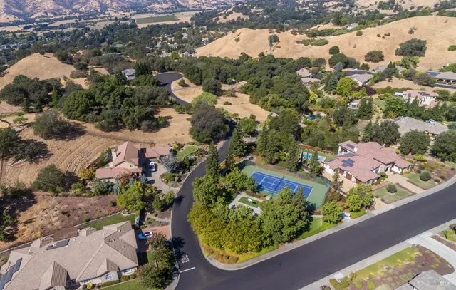 $375,000 | 2030 Pinecrest Court, Vacaville, CA 95688