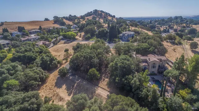 $375,000 | 2030 Pinecrest Court, Vacaville, CA 95688