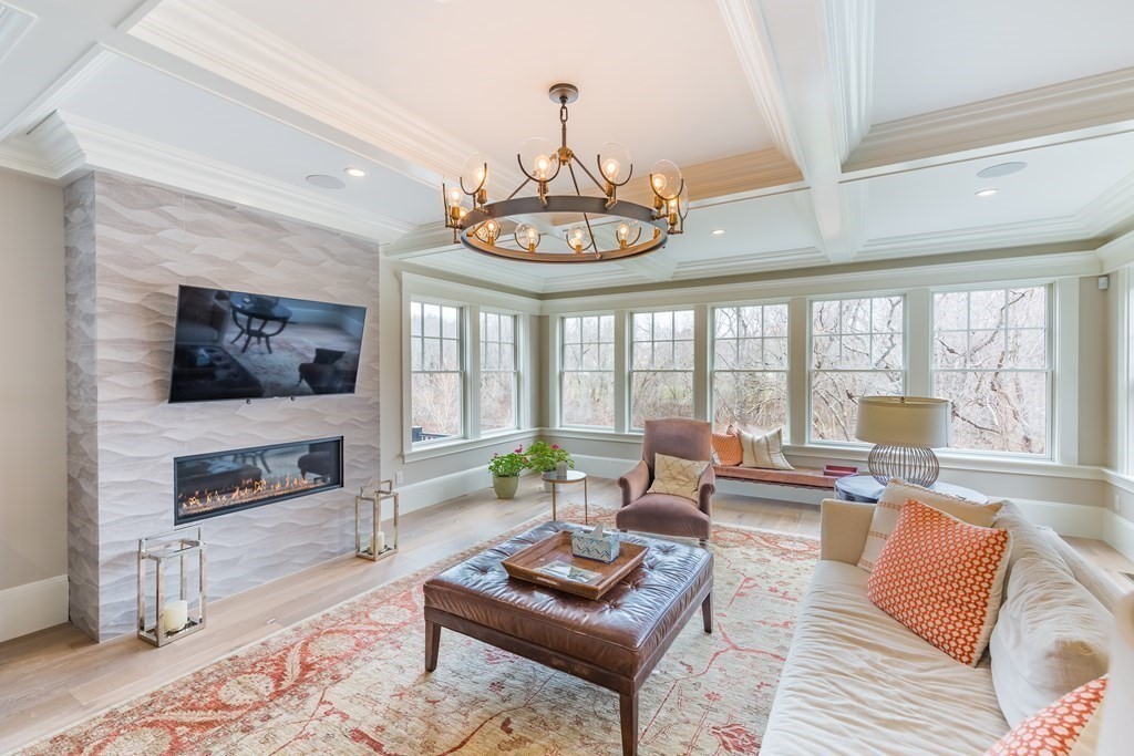 12 Studley Road Hingham, MA 02043 - Photo 5 of 35 Gallery Image 5
