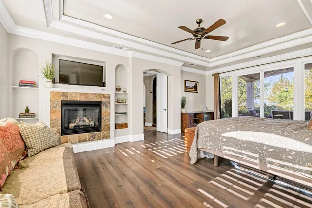 a view of utility room