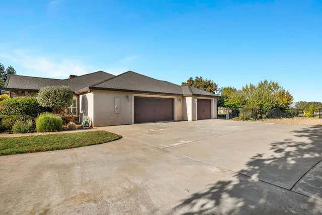 $1,499,000 | 19160 River Downs Way, Cottonwood, CA 96022