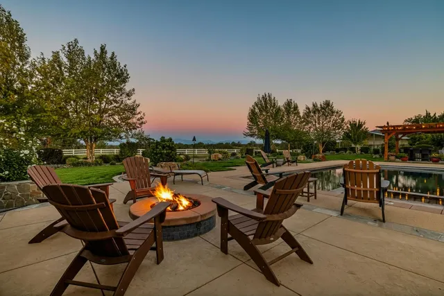 $1,499,000 | 19160 River Downs Way, Cottonwood, CA 96022