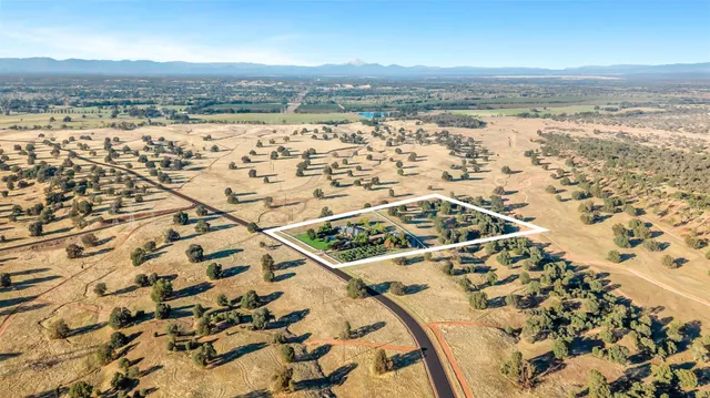 $1,499,000 | 19160 River Downs Way, Cottonwood, CA 96022