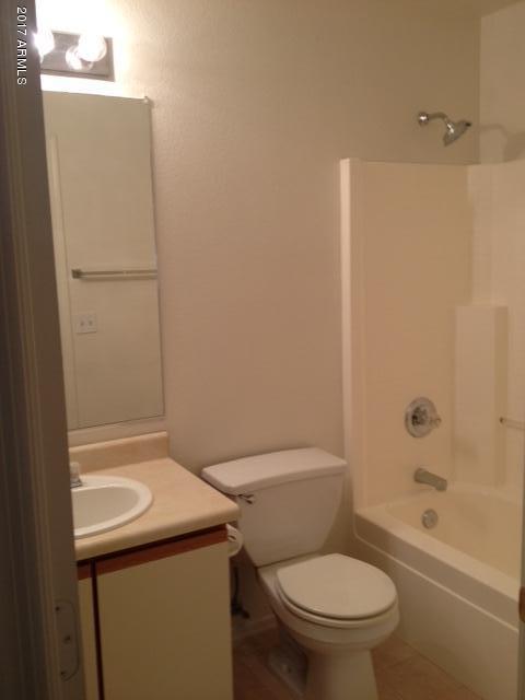 11833 West Bloomfield Road El Mirage, AZ 85335 - Photo 6 of 17 Bath 2