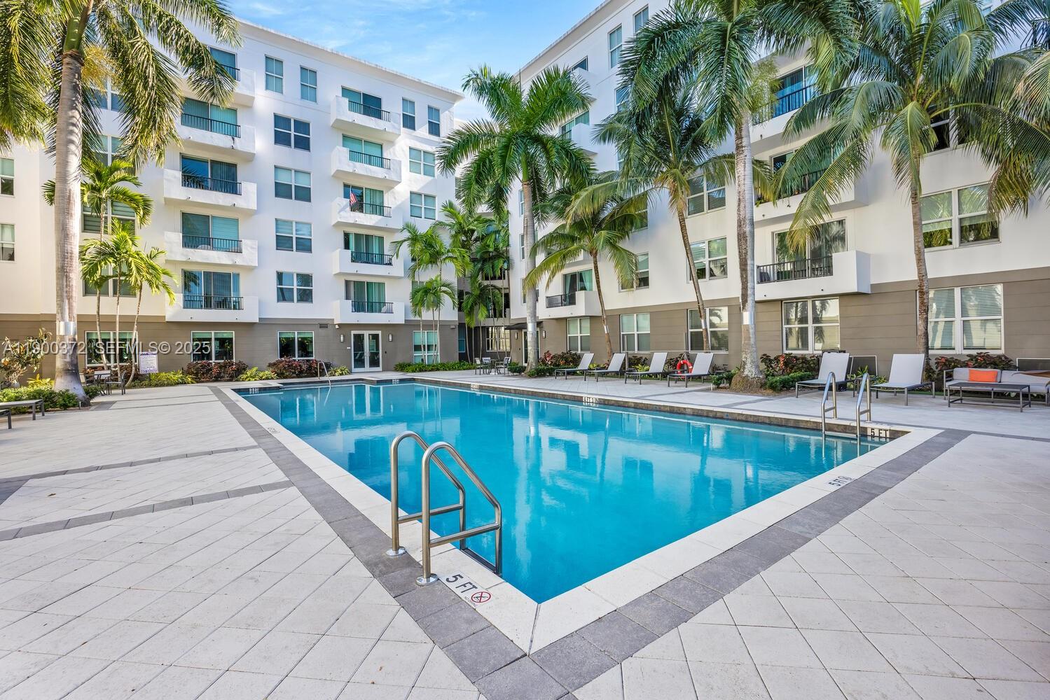 2421 Northeast 65th Street, Unit 211 Fort Lauderdale, FL 33308 - Photo 25 of 29 Gallery Image 25