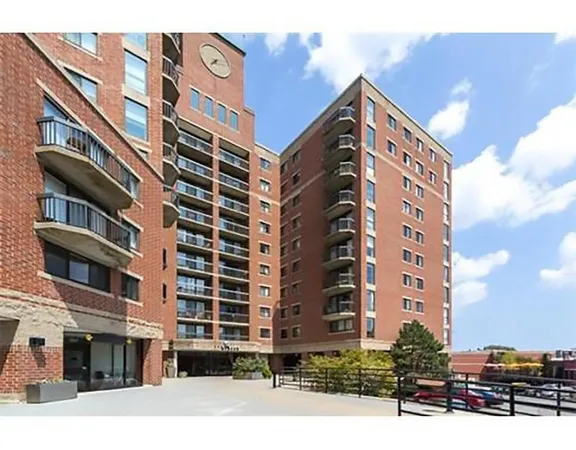 $3,250 | 15 North Beacon Street, Unit 801, Boston, MA 02134