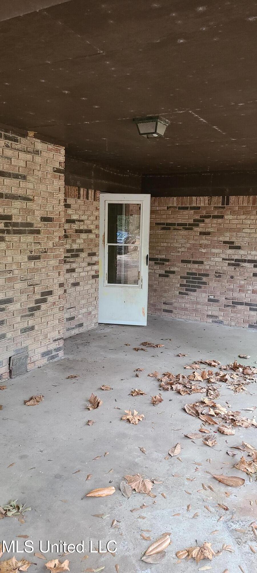121 Rogers Smith Road Lucedale, MS 39452 - Photo 17 of 20 20251113_161412