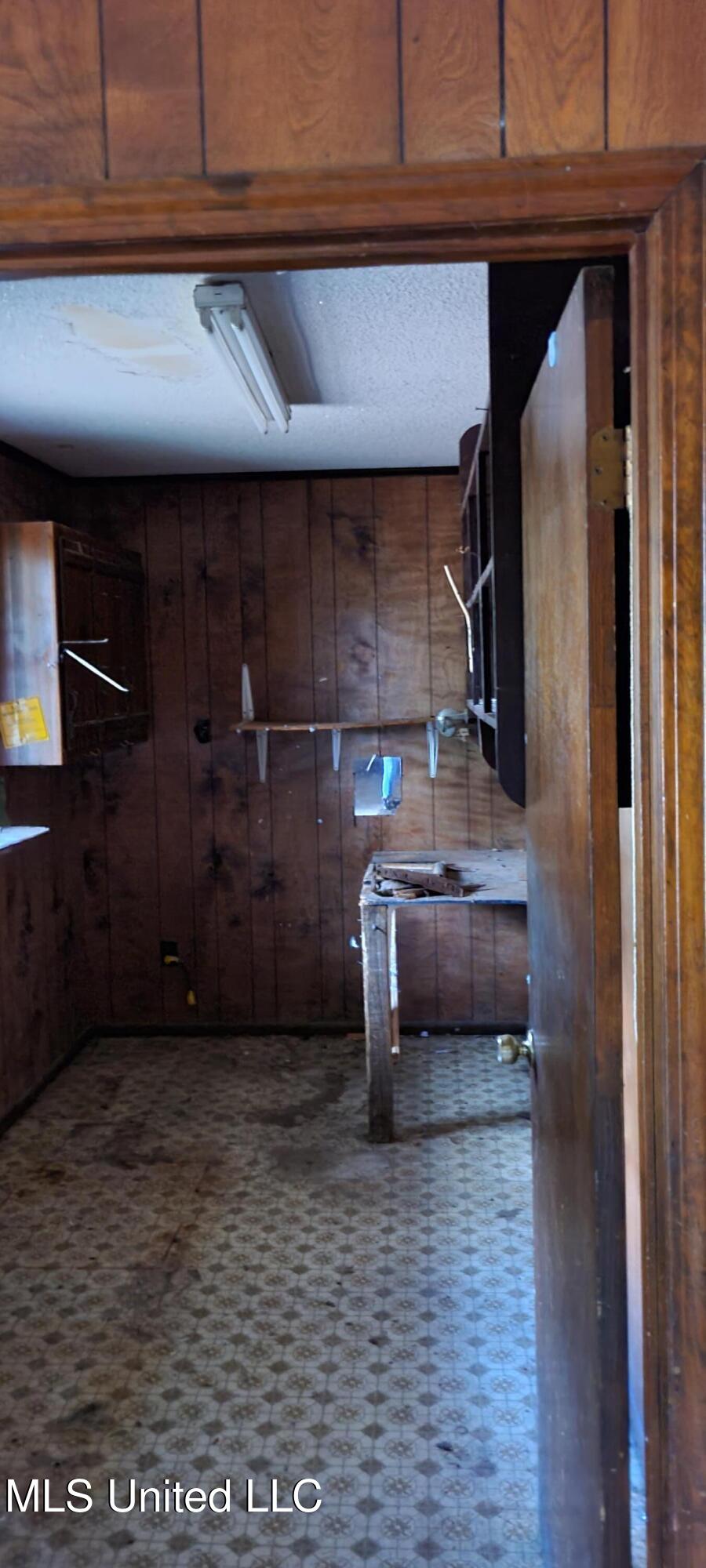 121 Rogers Smith Road Lucedale, MS 39452 - Photo 10 of 20 20251113_160222