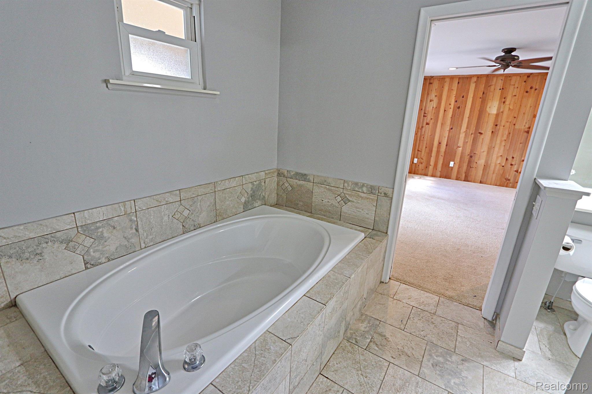 555 Miller Lake Road Columbiaville, MI 48421 - Photo 41 of 55