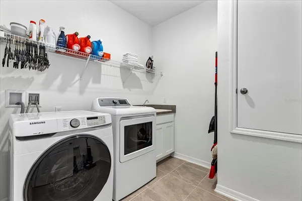 $2,850 | 2163 Bay Line Road, Oakland, FL 34787