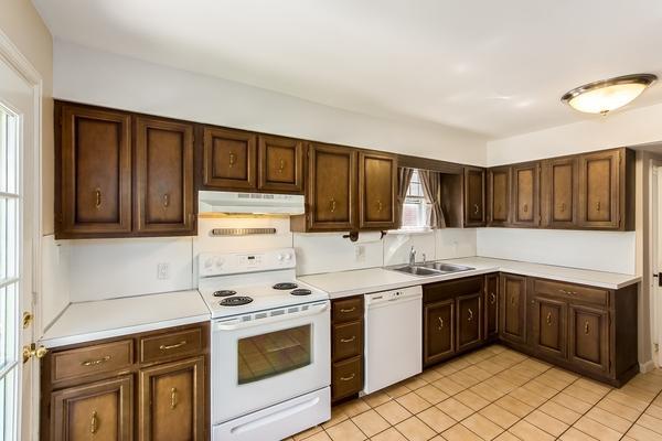 926 Vernon Road Columbus, OH 43209 - Photo 13 of 40