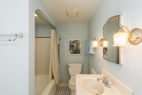 926 Vernon Road Columbus, OH 43209 - Photo 20 of 40