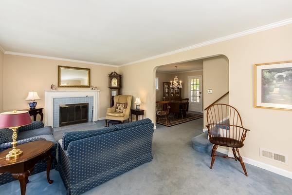 926 Vernon Road Columbus, OH 43209 - Photo 4 of 40