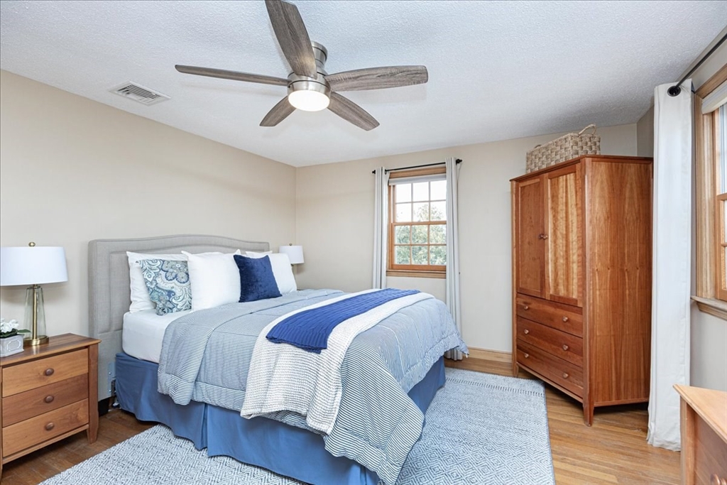 22 Bernard Road Woburn, MA 01801 - Photo 17 of 37 Gallery Image 17