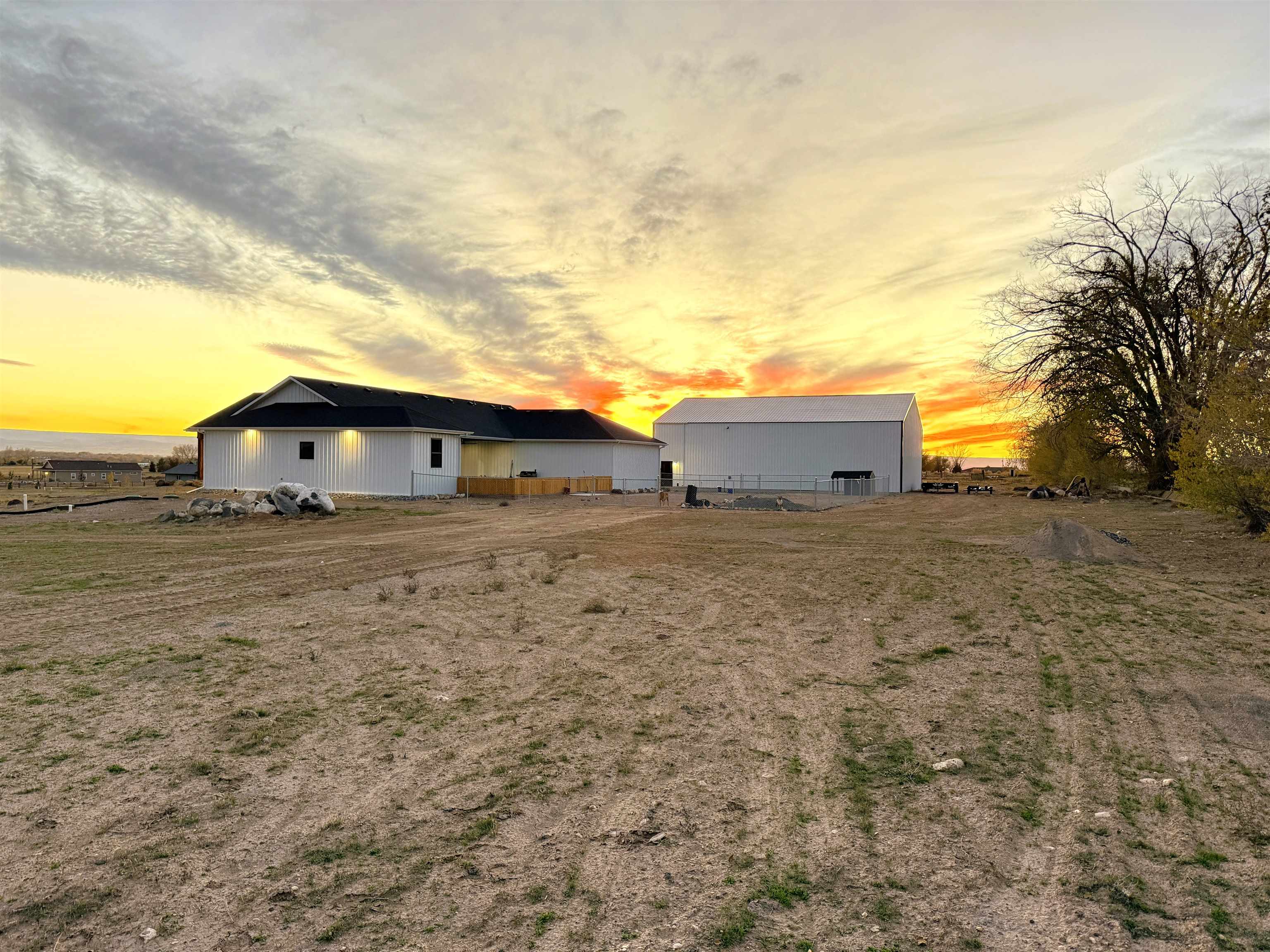8585 Ellen's Way Austin, CO 81410 - Photo 5 of 42 a front view of house with ocean view