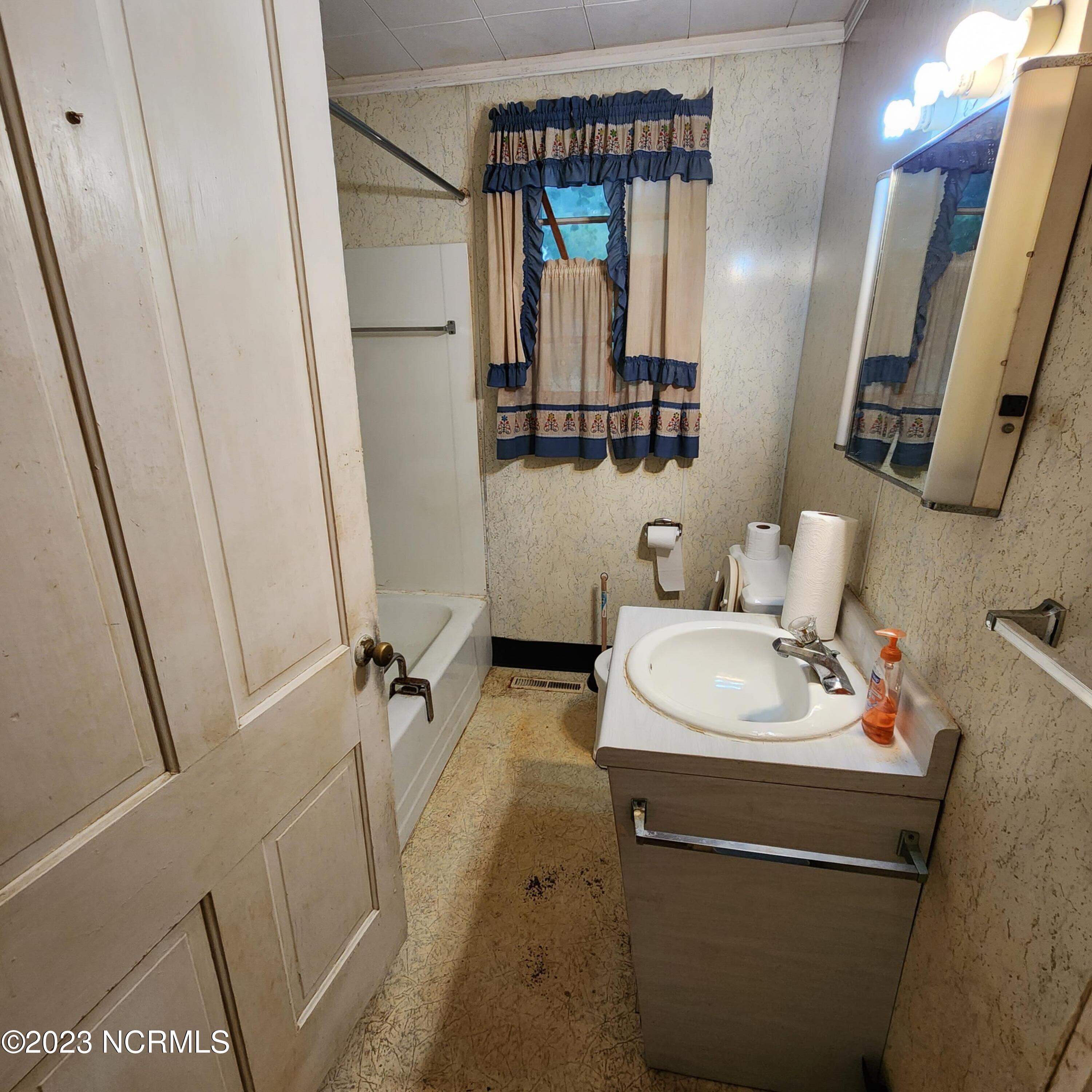 1341 Willeyton Road Gates, NC 27937 - Photo 13 of 18 20230430_170318