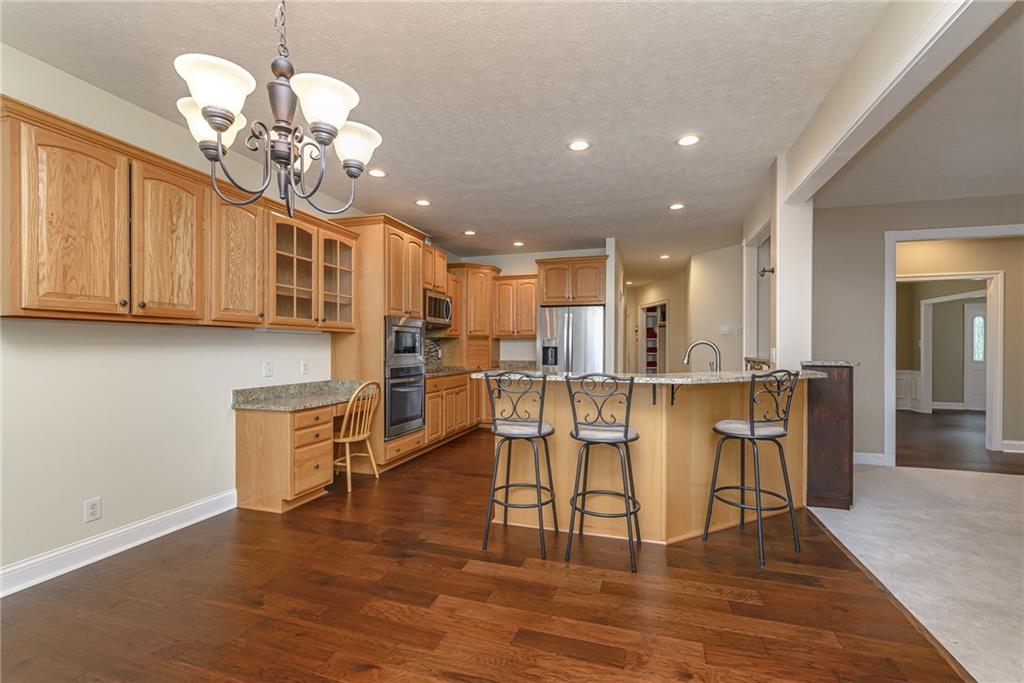 10257 Springstone Road Fishers, IN 46055 - Photo 13 of 39